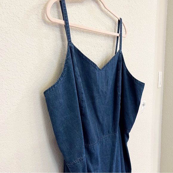Old Navy Denim Dress With Adjustable Straps - Picture 8 of 10